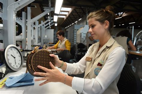 louis vuitton maine et loire|EN IMAGES. Dans les coulisses du nouvel atelier Louis Vuitton .